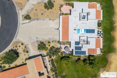 Stunningly remodeled 2 bed, 2 bath home located in the desirable on Cathedral Canyon Golf and Tennis Club in California - for sale on GolfHomes.com, golf home, golf lot