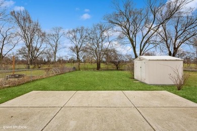 Move right into the remodeled three-bedroom home. Recent on Evanston Golf Club in Illinois - for sale on GolfHomes.com, golf home, golf lot