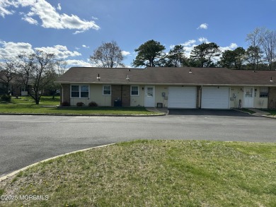 This is the One!   This FULLY updated Baronet that is beautiful on Leisure Village West Assoc. in New Jersey - for sale on GolfHomes.com, golf home, golf lot