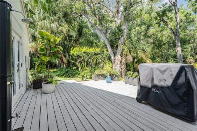 Don't miss this beautifully upgraded and meticulously maintained on East Lake Woodlands Country Club in Florida - for sale on GolfHomes.com, golf home, golf lot