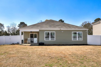 Wonderful 4 Bedroom home in a cul-de sac that is still in great on Shannon Greens Golf Course in South Carolina - for sale on GolfHomes.com, golf home, golf lot