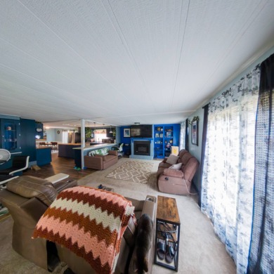Now Accepting Ages 40 plus!!! Charming and well-maintained 1980 on Ocala Palms Golf and Country Club in Florida - for sale on GolfHomes.com, golf home, golf lot
