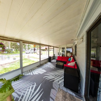 Now Accepting Ages 40 plus!!! Charming and well-maintained 1980 on Ocala Palms Golf and Country Club in Florida - for sale on GolfHomes.com, golf home, golf lot
