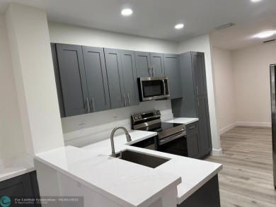16364 Malibu Dr 40 on Bonaventure Country Club in Florida - for sale on GolfHomes.com, golf home, golf lot