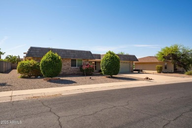 This spacious 3-bedroom, 2-bath residence offers 1,832 sq ft of on PalmBrook Country Club in Arizona - for sale on GolfHomes.com, golf home, golf lot