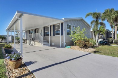 3 BEDROOM SPLIT FLOOR PLAN, loads of sunlight, super clean!!! on Maple Leaf Golf and Country Club in Florida - for sale on GolfHomes.com, golf home, golf lot