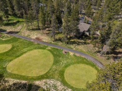 Welcome this beautiful single-story home nestled on the 7th on Sunriver Woodlands Golf Course in Oregon - for sale on GolfHomes.com, golf home, golf lot