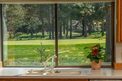 Welcome this beautiful single-story home nestled on the 7th on Sunriver Woodlands Golf Course in Oregon - for sale on GolfHomes.com, golf home, golf lot