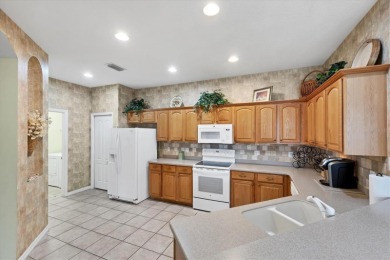 COME FIND YOUR DREAM LIFESTYLE IN PELICAN POINTE! MOST POPULAR on Pelican Pointe Golf and Country Club in Florida - for sale on GolfHomes.com, golf home, golf lot