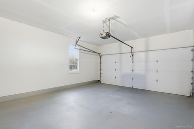 Welcome to 159 Altessa Blvd, a desirable Valencia Ranch model on The Greens At Half Hollow in New York - for sale on GolfHomes.com, golf home, golf lot