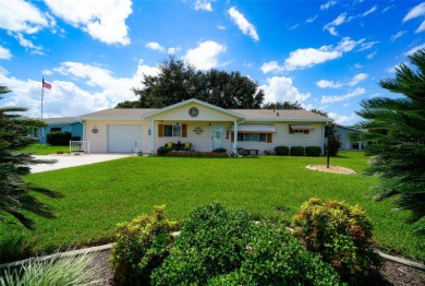 Charming, Cozy & Comfortable Home For Sale in Spruce Creek South on The Links of Spruce Creek in Florida - for sale on GolfHomes.com, golf home, golf lot