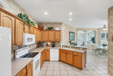 COME FIND YOUR DREAM LIFESTYLE IN PELICAN POINTE! MOST POPULAR on Pelican Pointe Golf and Country Club in Florida - for sale on GolfHomes.com, golf home, golf lot