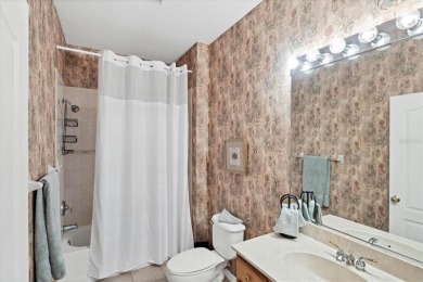 COME FIND YOUR DREAM LIFESTYLE IN PELICAN POINTE! MOST POPULAR on Pelican Pointe Golf and Country Club in Florida - for sale on GolfHomes.com, golf home, golf lot