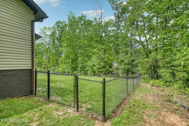 This beautifully maintained 2023 built 2 bed 2 bath home on Lake Tansi Village Country Club in Tennessee - for sale on GolfHomes.com, golf home, golf lot