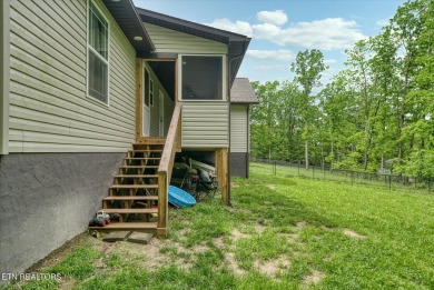 This beautifully maintained 2023 built 2 bed 2 bath home on Lake Tansi Village Country Club in Tennessee - for sale on GolfHomes.com, golf home, golf lot
