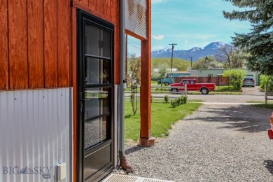 Contemporary living meets Livingston's timeless appeal. Built in on Livingston Golf Course in Montana - for sale on GolfHomes.com, golf home, golf lot