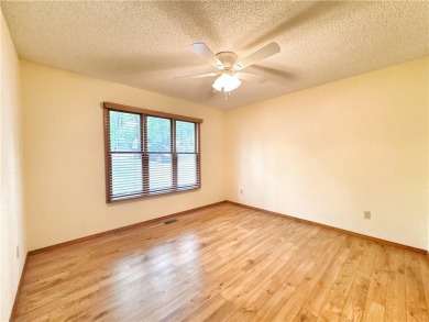 Discover this well-maintained 3 bed, 2 bath home located in a on Bella Vista Country Club - Scottsdale in Arkansas - for sale on GolfHomes.com, golf home, golf lot