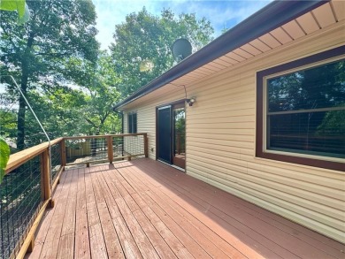 Discover this well-maintained 3 bed, 2 bath home located in a on Bella Vista Country Club - Scottsdale in Arkansas - for sale on GolfHomes.com, golf home, golf lot