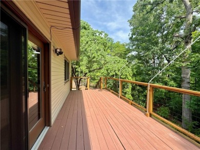 Discover this well-maintained 3 bed, 2 bath home located in a on Bella Vista Country Club - Scottsdale in Arkansas - for sale on GolfHomes.com, golf home, golf lot