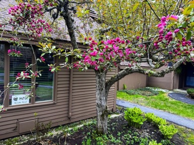 Three bedroom two bath Fairway Village condo in the heart of the on Quechee Club in Vermont - for sale on GolfHomes.com, golf home, golf lot