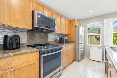 Experience the resort-style living in this move-in ready 4 on Hoakalei Country Club At Ocean Pointe in Hawaii - for sale on GolfHomes.com, golf home, golf lot