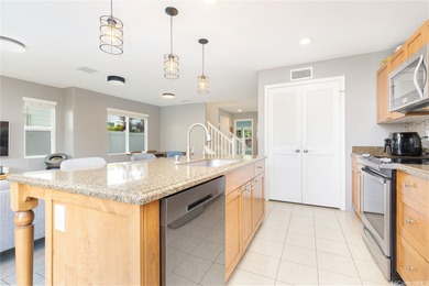 Experience the resort-style living in this move-in ready 4 on Hoakalei Country Club At Ocean Pointe in Hawaii - for sale on GolfHomes.com, golf home, golf lot