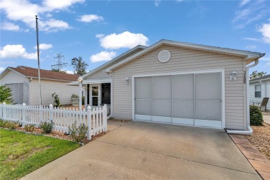 Welcome to this charming 2-bedroom, 2-bathroom home located in on The Links of Spruce Creek in Florida - for sale on GolfHomes.com, golf home, golf lot