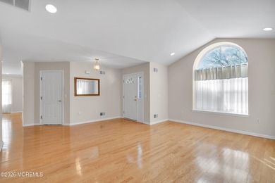 Enjoy easy, upscale living in this stunning 2 bed, 2 bath ranch on Eagle Ridge Golf Club in New Jersey - for sale on GolfHomes.com, golf home, golf lot