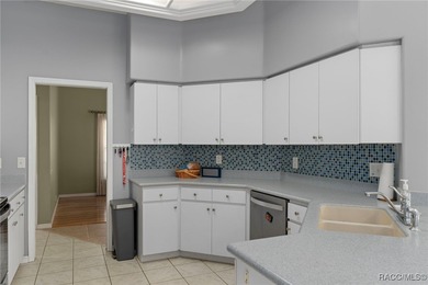 Beautiful Rutenberg home located in the highly desirable on Sugarmill Woods Golf and Country Club in Florida - for sale on GolfHomes.com, golf home, golf lot