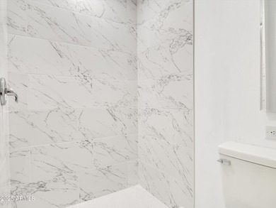 18th-hole stunner with VIEWS-walk to Palmbrook Clubhouse (~100 on PalmBrook Country Club in Arizona - for sale on GolfHomes.com, golf home, golf lot