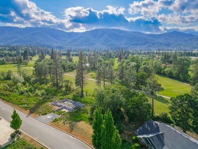 Live the Golf Course Lifestyle!Have you ever dreamed of living on Illinois Valley Golf Course in Oregon - for sale on GolfHomes.com, golf home, golf lot