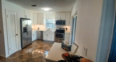 Purchase representative appreciated !Villa in a cul-de-sac on a on Boca Greens Country Club in Florida - for sale on GolfHomes.com, golf home, golf lot