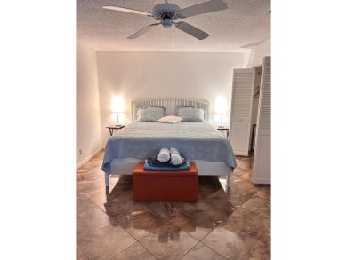 Purchase representative appreciated !Villa in a cul-de-sac on a on Boca Greens Country Club in Florida - for sale on GolfHomes.com, golf home, golf lot