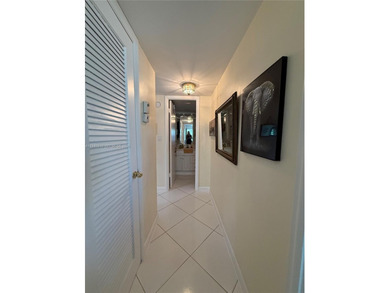 Great one bedroom updated and in a resort like community with on Sunrise Lakes Phase IV Golf Course in Florida - for sale on GolfHomes.com, golf home, golf lot