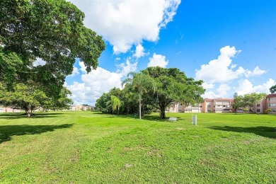 EXCEPTIONAL Value in Sunrise Lakes Phase 4-FREE GOLF Community! on Sunrise Lakes Phase III in Florida - for sale on GolfHomes.com, golf home, golf lot