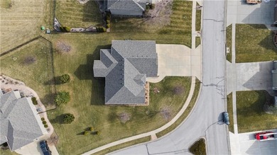 Former model home in highly desirable Greyhawke at the Lake! on Paradise Pointe Golf Complex in Missouri - for sale on GolfHomes.com, golf home, golf lot