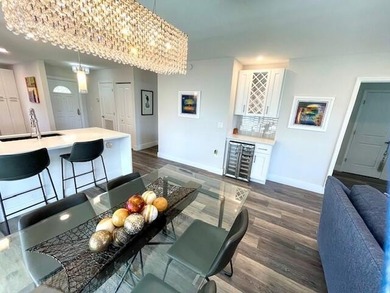 This fabulous OPEN FLOOR PLAN 2/2 at Hunters Run Country Club on Hunters Run Golf and Country Club in Florida - for sale on GolfHomes.com, golf home, golf lot