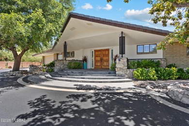 Beautifully situated in the highly desirable Oro Valley Country on Oro Valley Country Club in Arizona - for sale on GolfHomes.com, golf home, golf lot