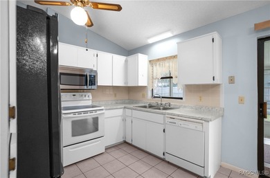 Discover comfort and convenience in this charming 3-bedroom on Inverness Golf and Country Club in Florida - for sale on GolfHomes.com, golf home, golf lot