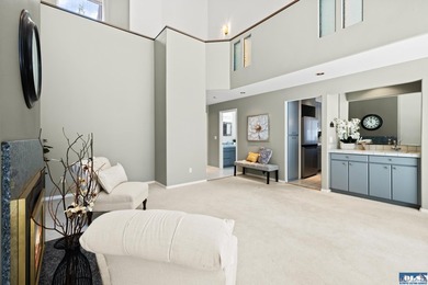 Welcome to this beautiful 2-bedroom + den, 2-bath condo in the on  in Washington - for sale on GolfHomes.com, golf home, golf lot