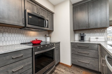Experience the perfect blend of comfort, convenience, and on Eagle Ridge Inn and Resort in Illinois - for sale on GolfHomes.com, golf home, golf lot