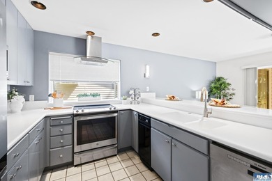 Welcome to this beautiful 2-bedroom + den, 2-bath condo in the on  in Washington - for sale on GolfHomes.com, golf home, golf lot