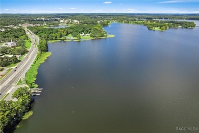 Discover comfort and convenience in this charming 3-bedroom on Inverness Golf and Country Club in Florida - for sale on GolfHomes.com, golf home, golf lot