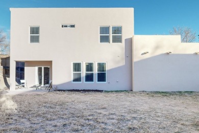 Nestled in a peaceful cul-de-sac off Camino Rojo, this elegant on Santa Fe Country Club in New Mexico - for sale on GolfHomes.com, golf home, golf lot