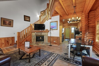 Gorgeous, Updated Investment Cabin Available in Pigeon Forge! on Gatlinburg Golf Course in Tennessee - for sale on GolfHomes.com, golf home, golf lot