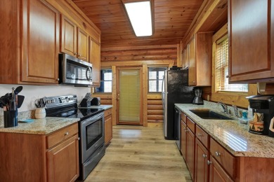 Gorgeous, Updated Investment Cabin Available in Pigeon Forge! on Gatlinburg Golf Course in Tennessee - for sale on GolfHomes.com, golf home, golf lot