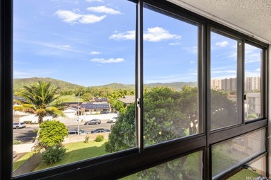 This is a great price for a 2 bedroom, 2 full bath, 1 assigned on Honolulu Country Club in Hawaii - for sale on GolfHomes.com, golf home, golf lot