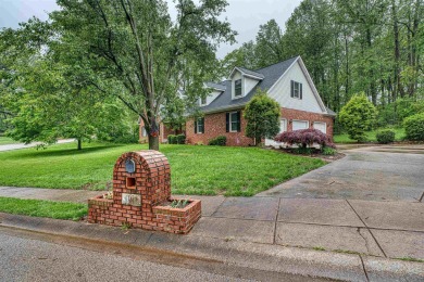 Welcome to this beautifully maintained 5-bedroom, 3.5-bathroom on Henderson Country Club in Kentucky - for sale on GolfHomes.com, golf home, golf lot