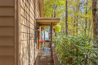 Discover a home in beautiful Sapphire, NC, with long-range on Sapphire National Golf Club in North Carolina - for sale on GolfHomes.com, golf home, golf lot