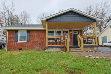 Comfort and Cozy meet convenience. This beauty is just minutes on Winchester Country Club, Inc. in Kentucky - for sale on GolfHomes.com, golf home, golf lot